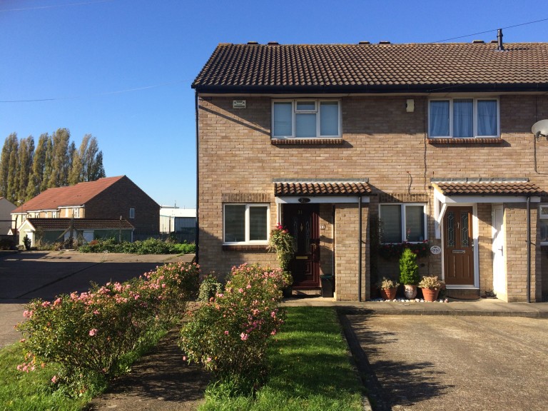 Shirley Crescent, Beckenham, 2 bedroom, Terraced