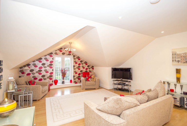 Buckingham Apartments, 173 Elmers End Road, Beckenham, 1 bedroom, Apartment