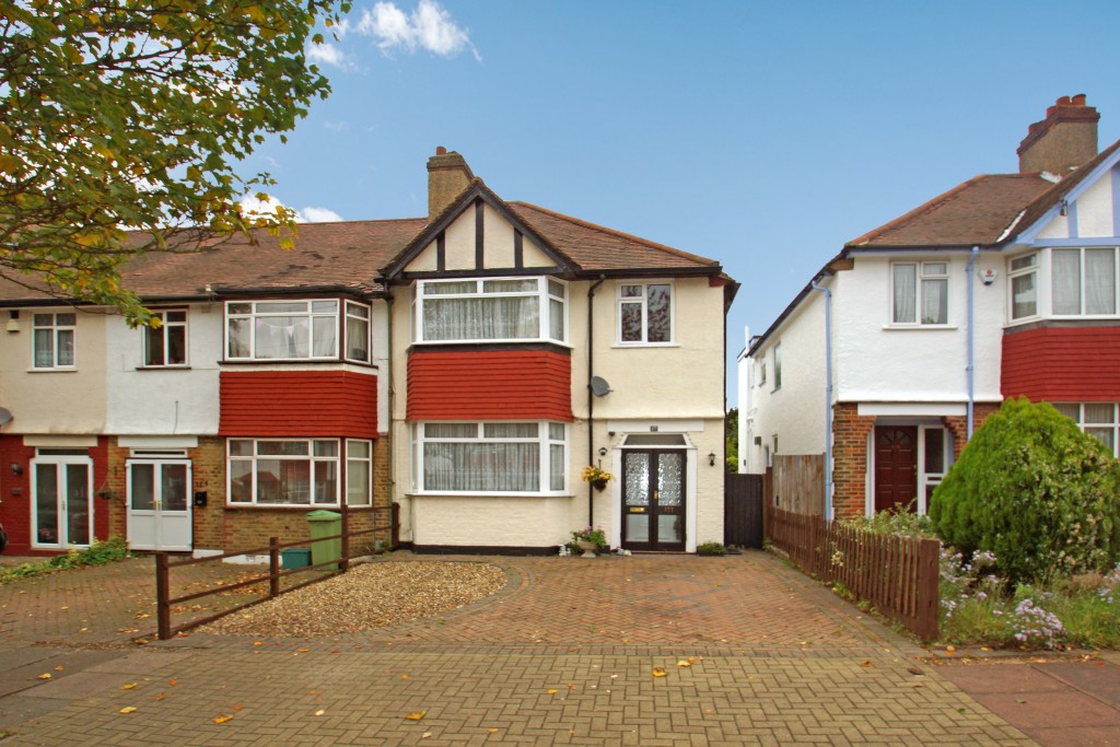 Eden Park Avenue, Beckenham, 3 bedroom, End Of Terrace
