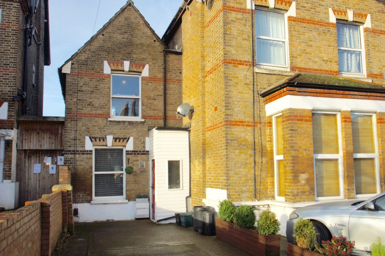 18 Langley Road, Beckenham, 2 bedroom, SemiDetached