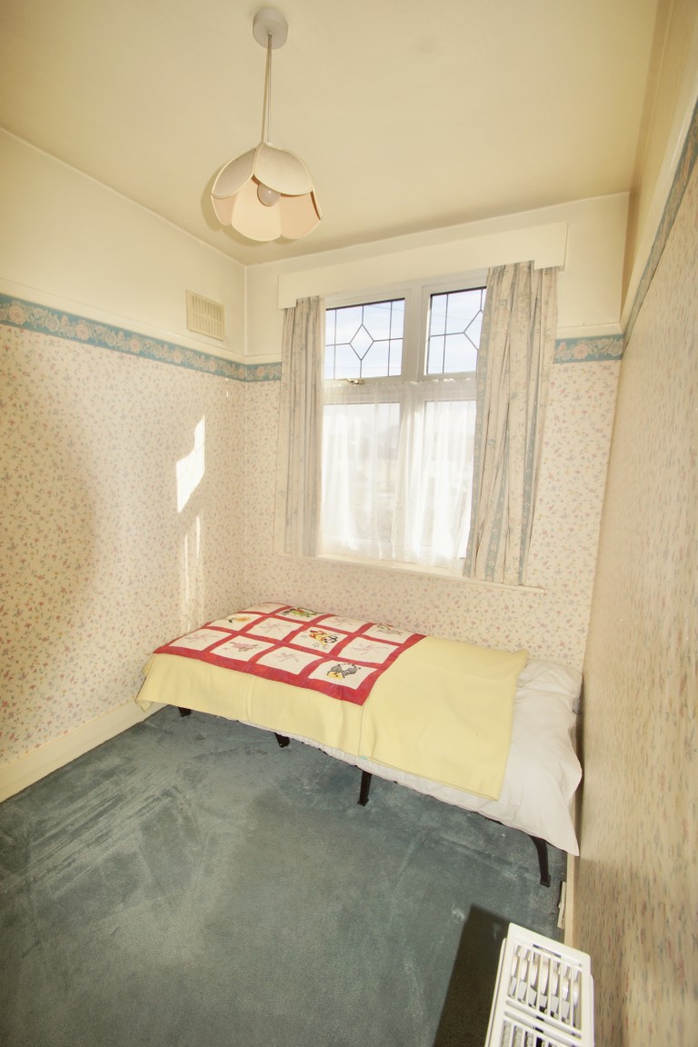 Ambleside Avenue, Beckenham, 4 bedroom, End Of Terrace