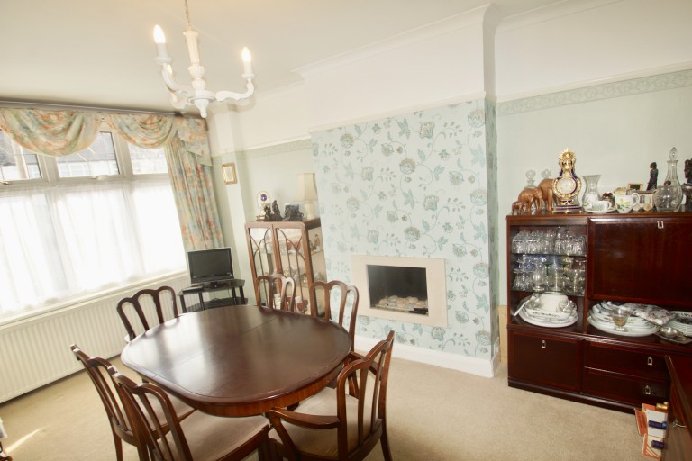 Ambleside Avenue, Beckenham, 4 bedroom, End Of Terrace