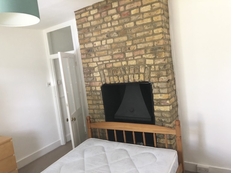 Waldron Road, London, 3 bedroom, Apartment