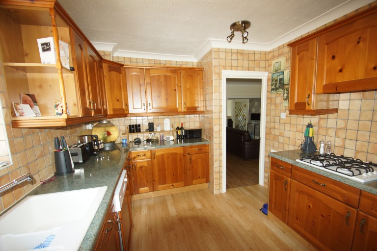 Courtfield Rise, West Wickham, 3 bedroom, SemiDetached