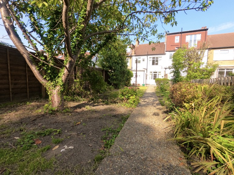 Upper Elmers End Road, Beckenham, 3 bedroom, Terraced