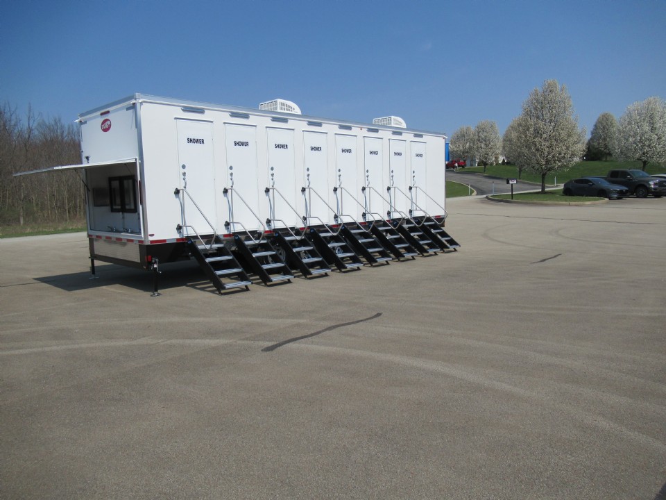 POPUP CAMPSITES/Glamping And Lang Specialty Trailers