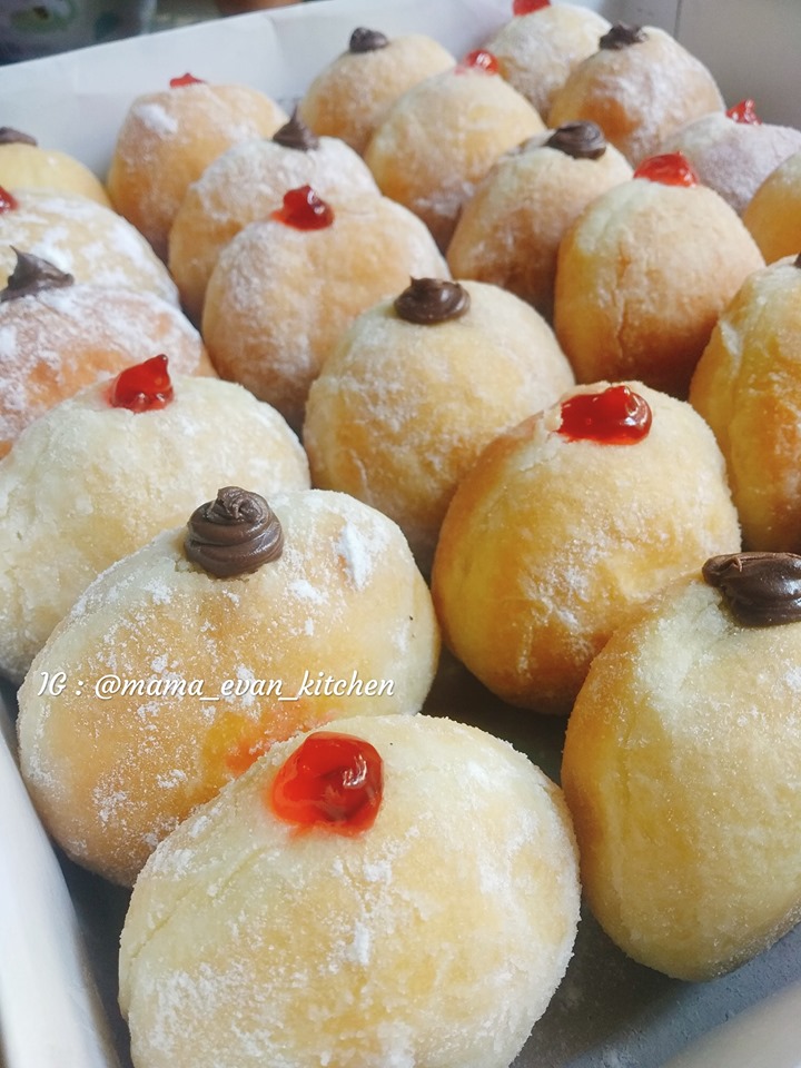 Donat (bomboloni) by Franziestca Cah'ayu
