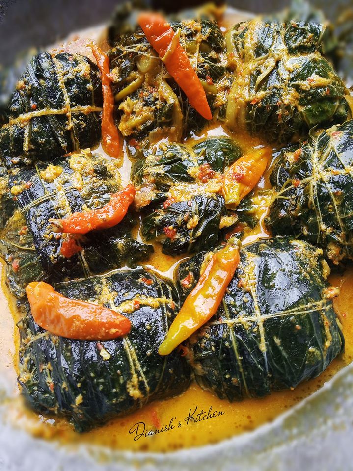 Buntil Daun pepaya dan Singkong by Dianish's Kitchen