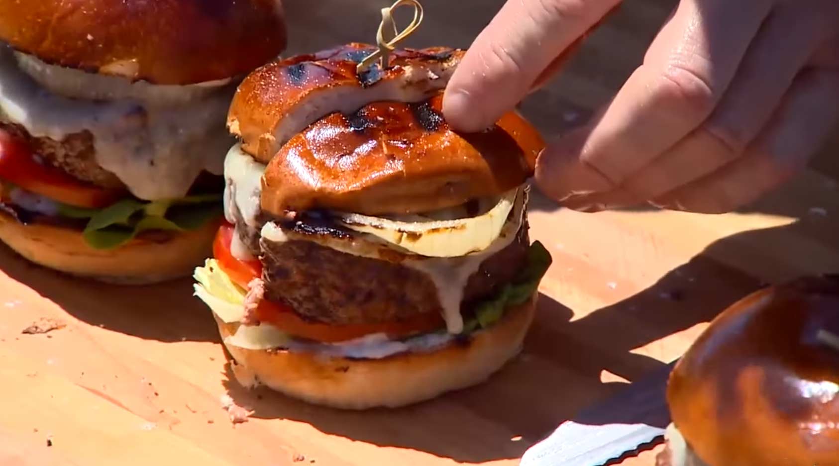 Gordon Ramsay zeigt, wie man seinen Lieblingsburger zubereitet
