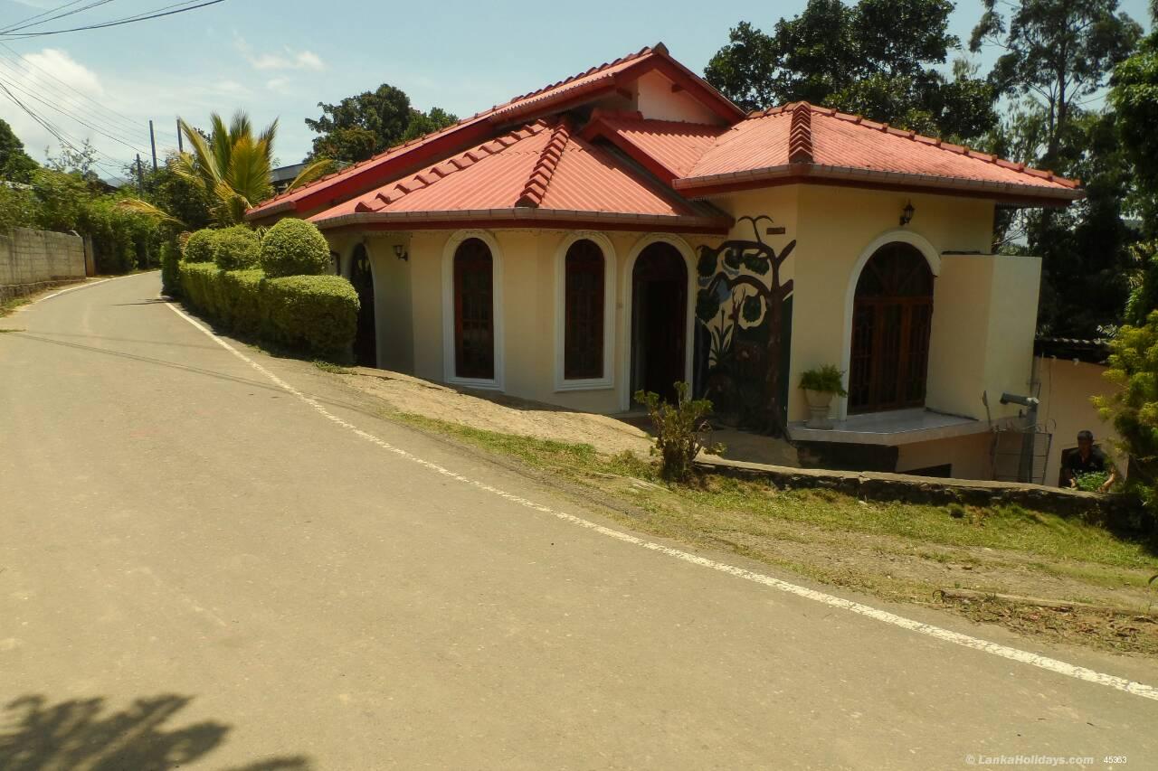 Serviced Bungalows in Diyathalawa Sithumina Guest Diyatalawa