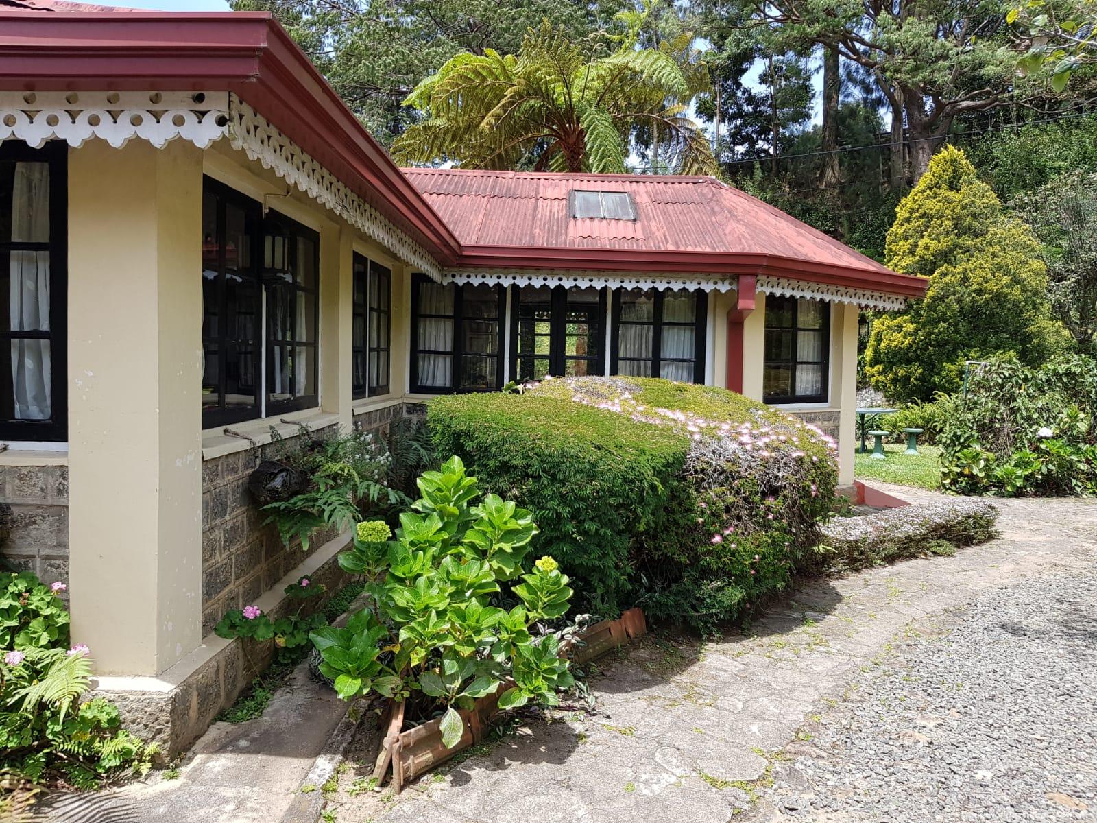 Holiday Bungalows in Nuwara Eliya HOLIDAY BUNGALOW FOR VACATION RENTALS
