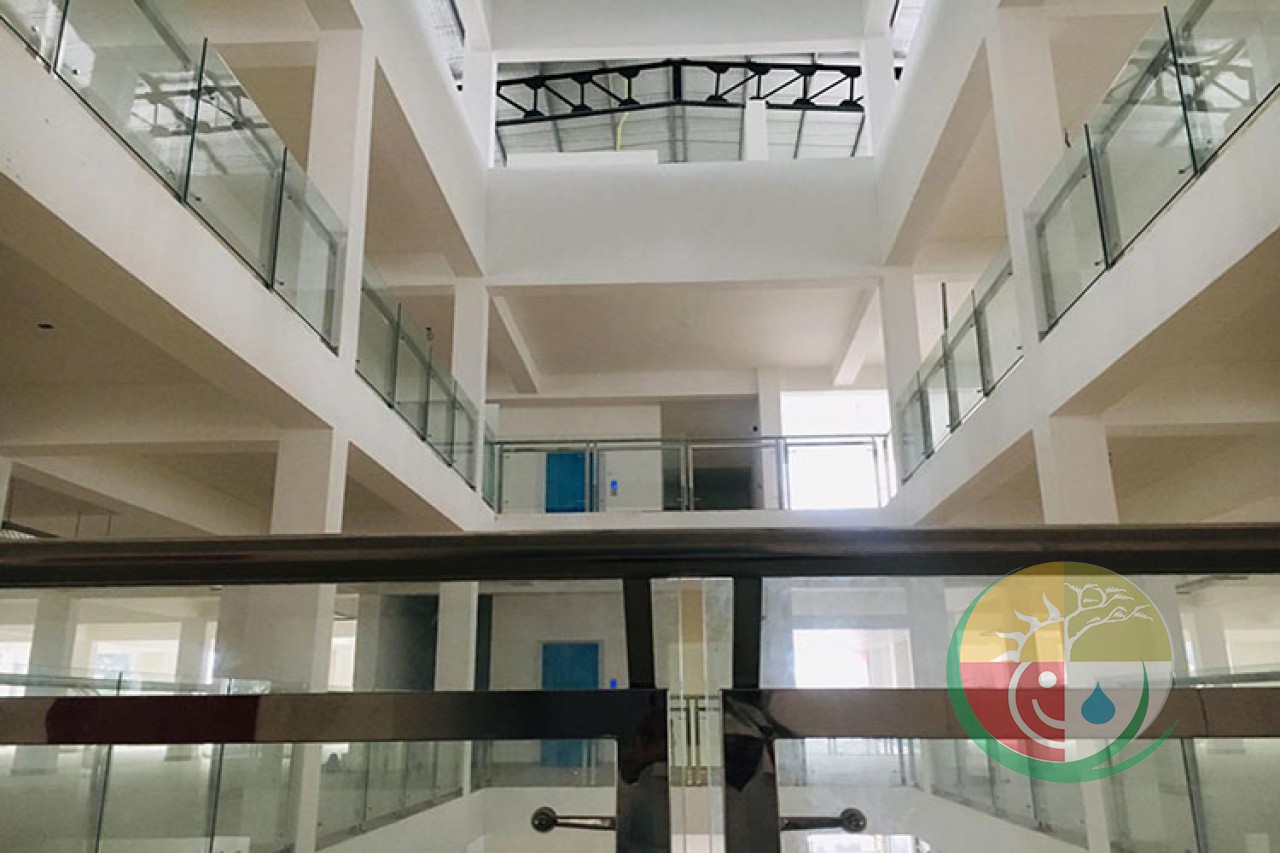 Commercial Building for Lease or Rent in Welegoda, Matara.