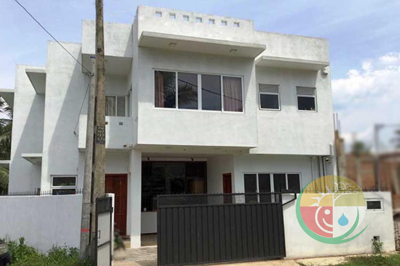 Modern UpStair House for Rent or Sale in Wattala