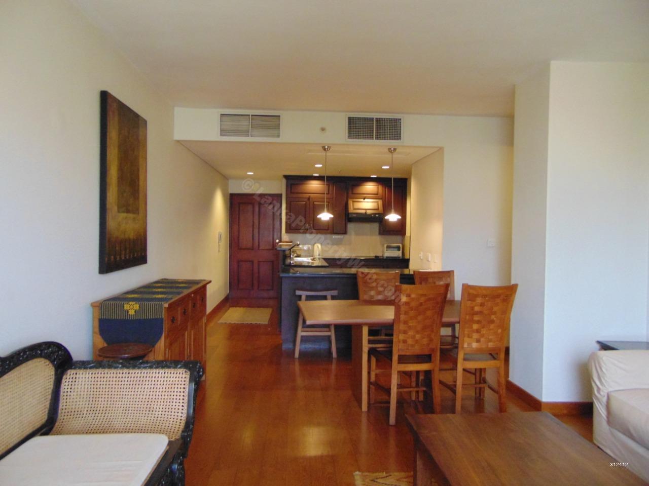 Apartment for rent in Colombo 3 Crescat fully furnished apartments