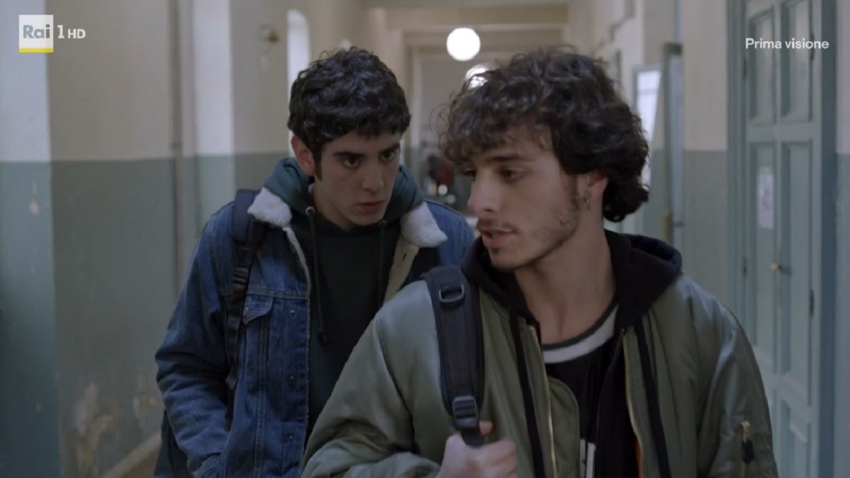 Un professore 2, l'attore di Manuel svela "La storia con Simone andrà