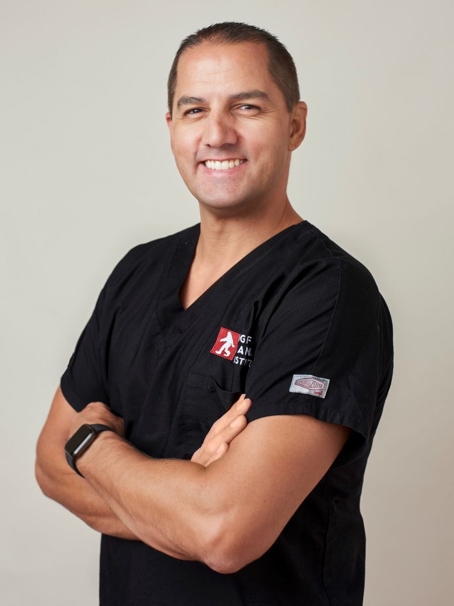 Rowe, Gregory Treace