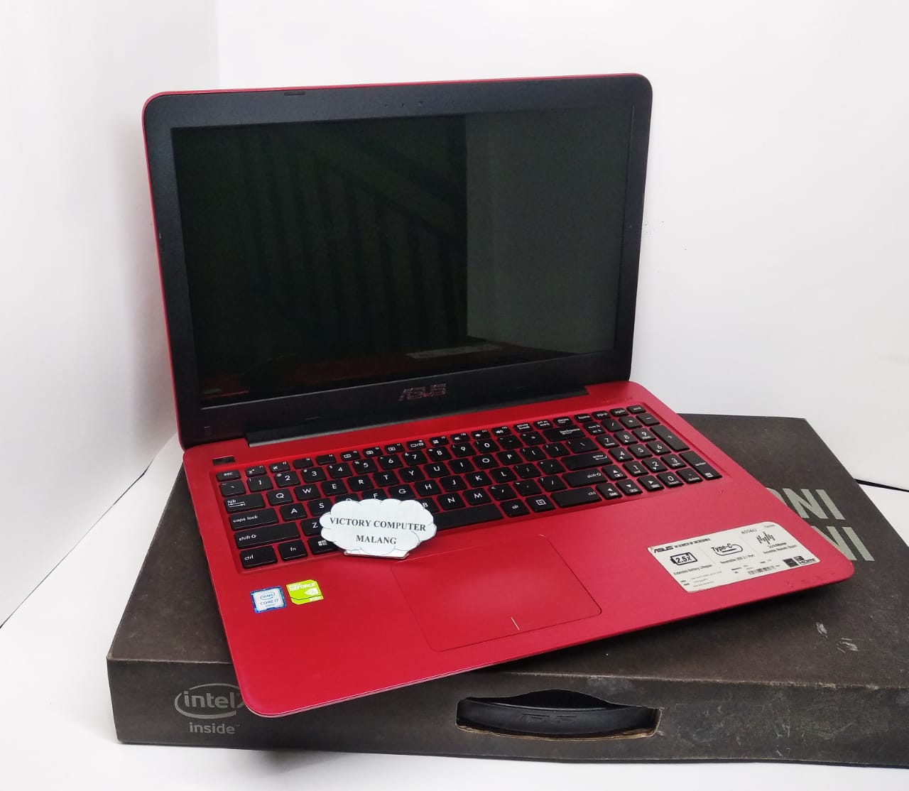 Laptop Bekas ASUS A556U Core i7 Gaming & Design Laptop Bekas Malang