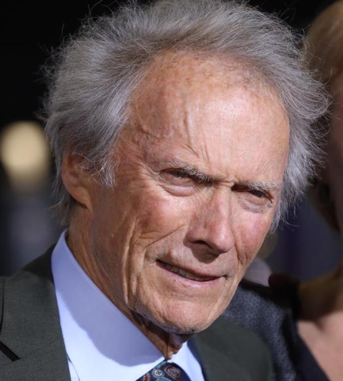 At the age of 91, eastwood makes history as the oldest actor to star above the title in a movie when cry macho (2021) premieres in 2021. Clint Eastwood ficha Eduardo Minett para "Cry Macho" | La ...