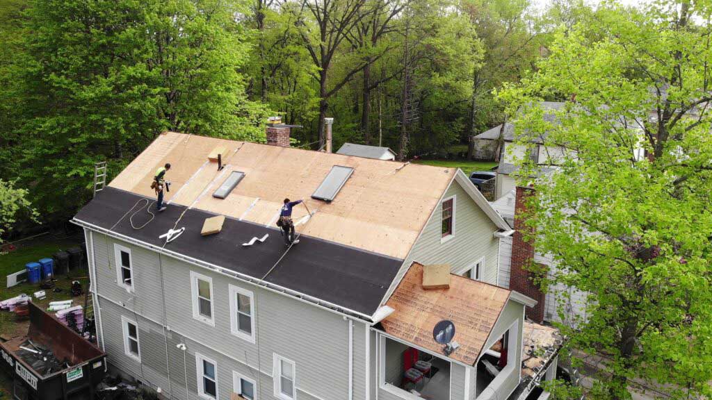 The Best Roofing Company in CT LA Roofing LLC
