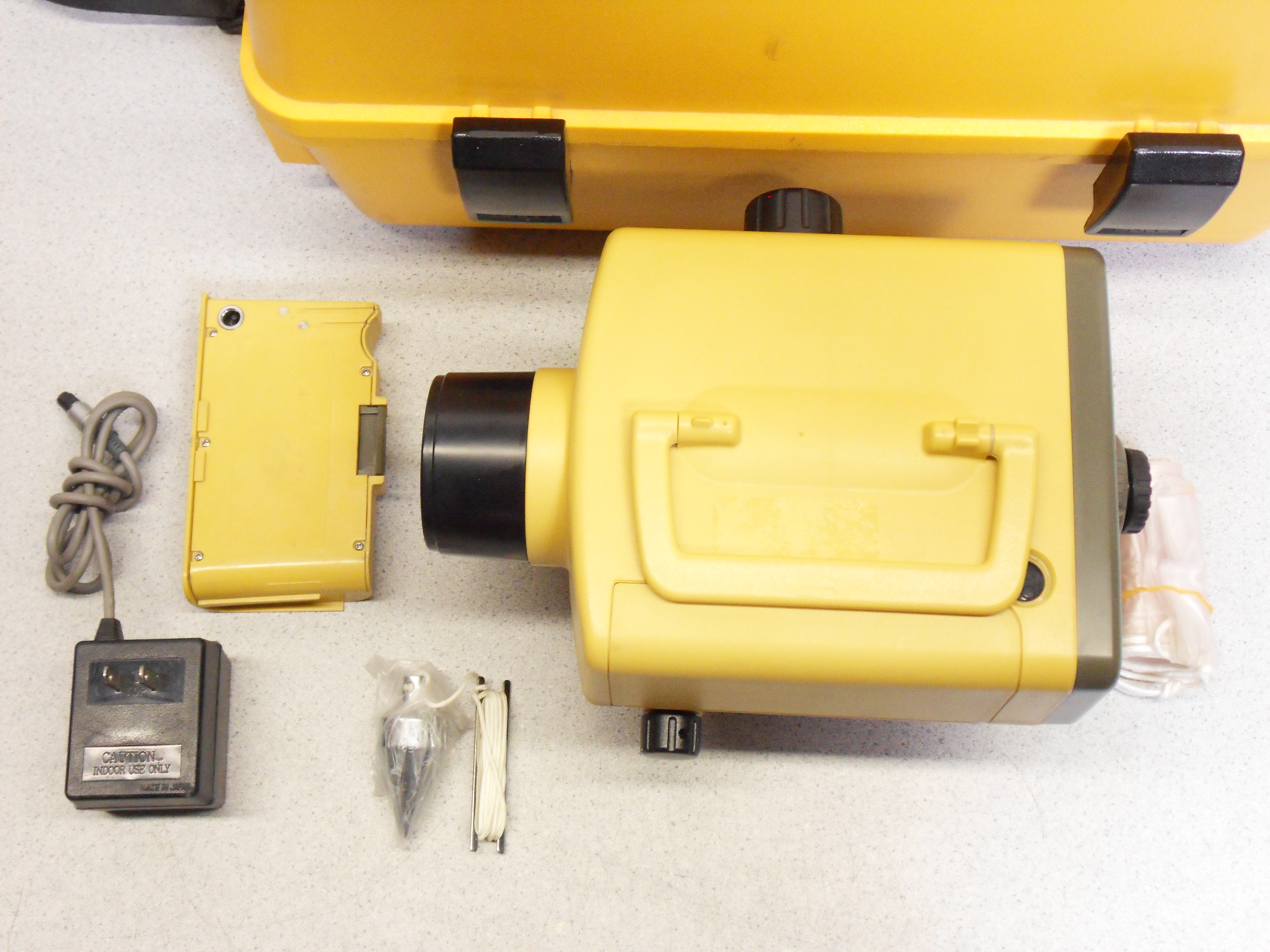 Topcon DL102C Electronic Digital Level 52102 Laser Liquidators