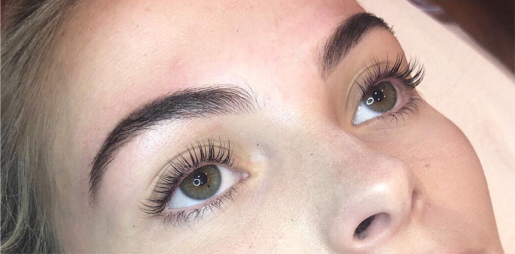 Lash Touch Studio. Eyelash Extensions Classic Natural, Hybrid