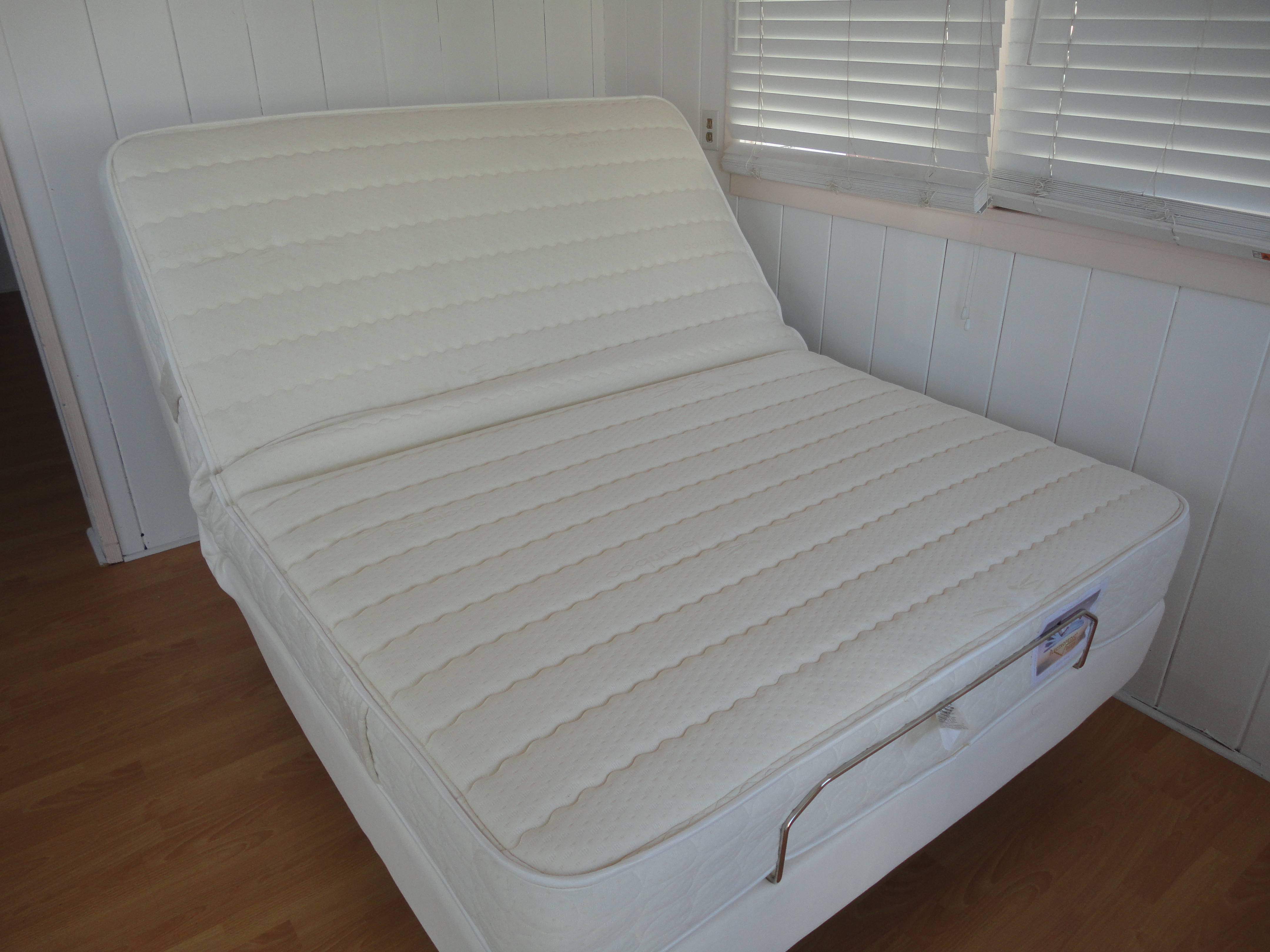 Electropedic Adjusteble Beds Carries all the sizes