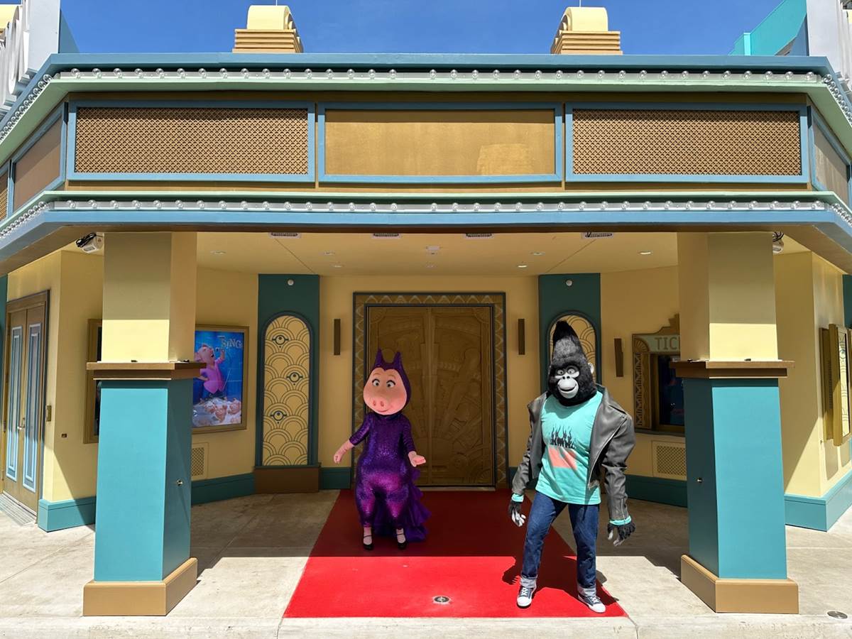 Video Learning More About the Illumination Theater Meet & Greet in