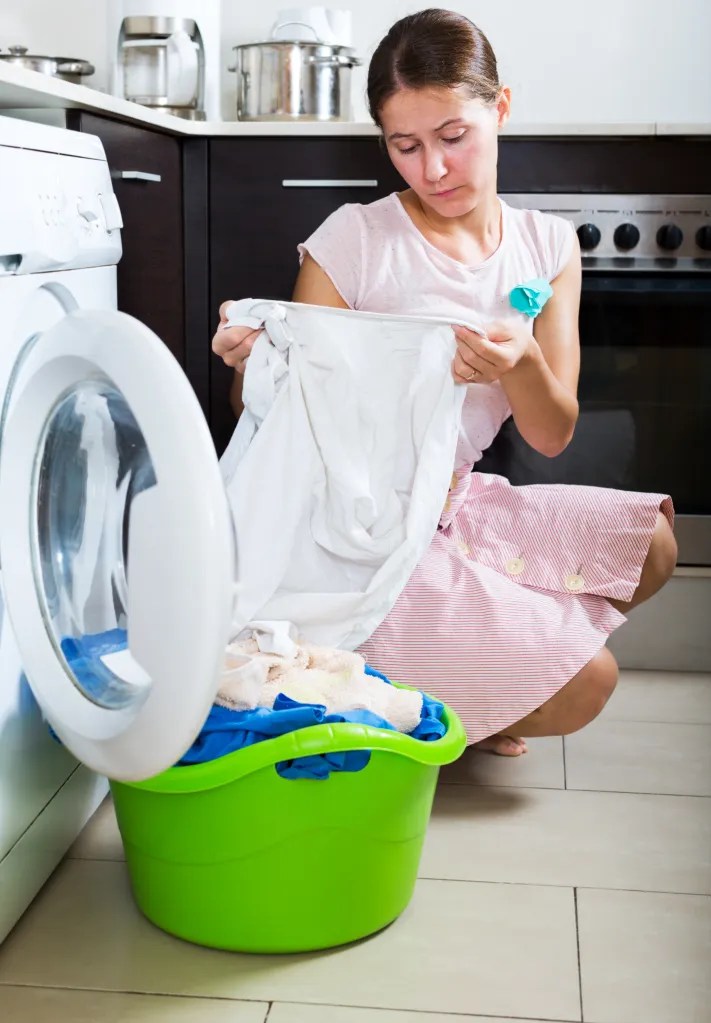 What Causes Mildew? Laundryheap Blog Laundry & Dry Cleaning