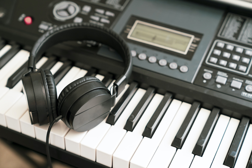 Best Midi Keyboard Under 100 for 2024 Lauras MIDI Heaven