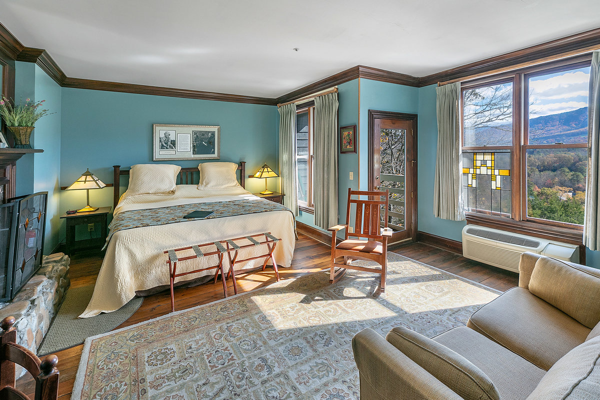 Lucy Laurel Valley Resort