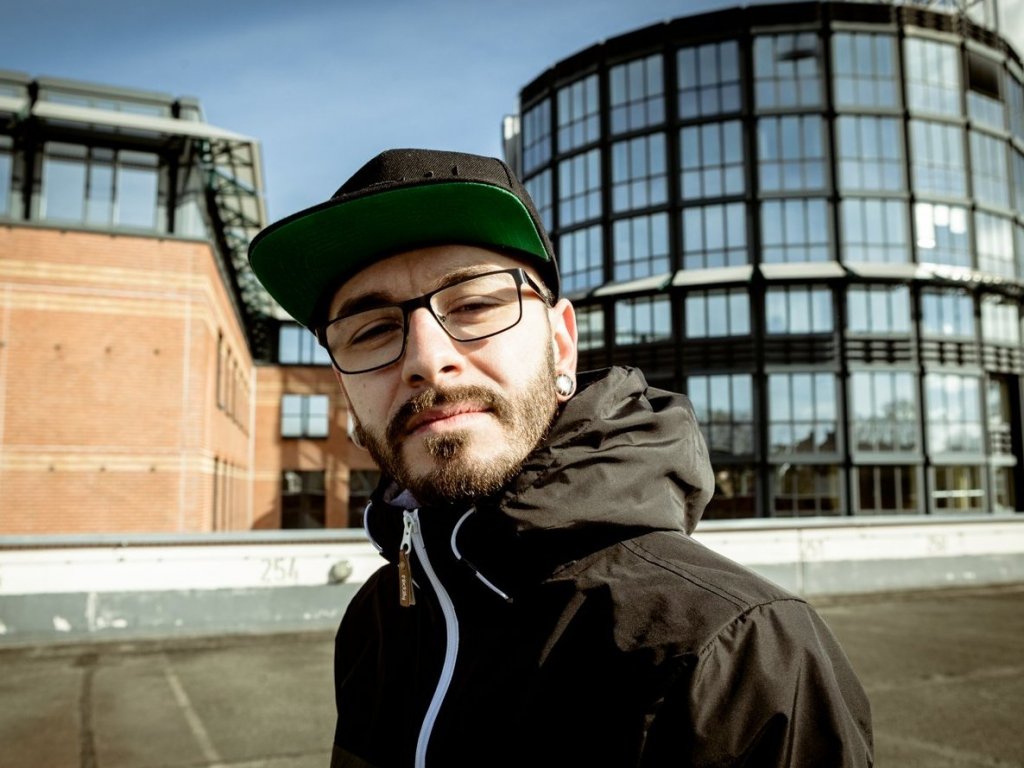 Hartmann laut.de Band