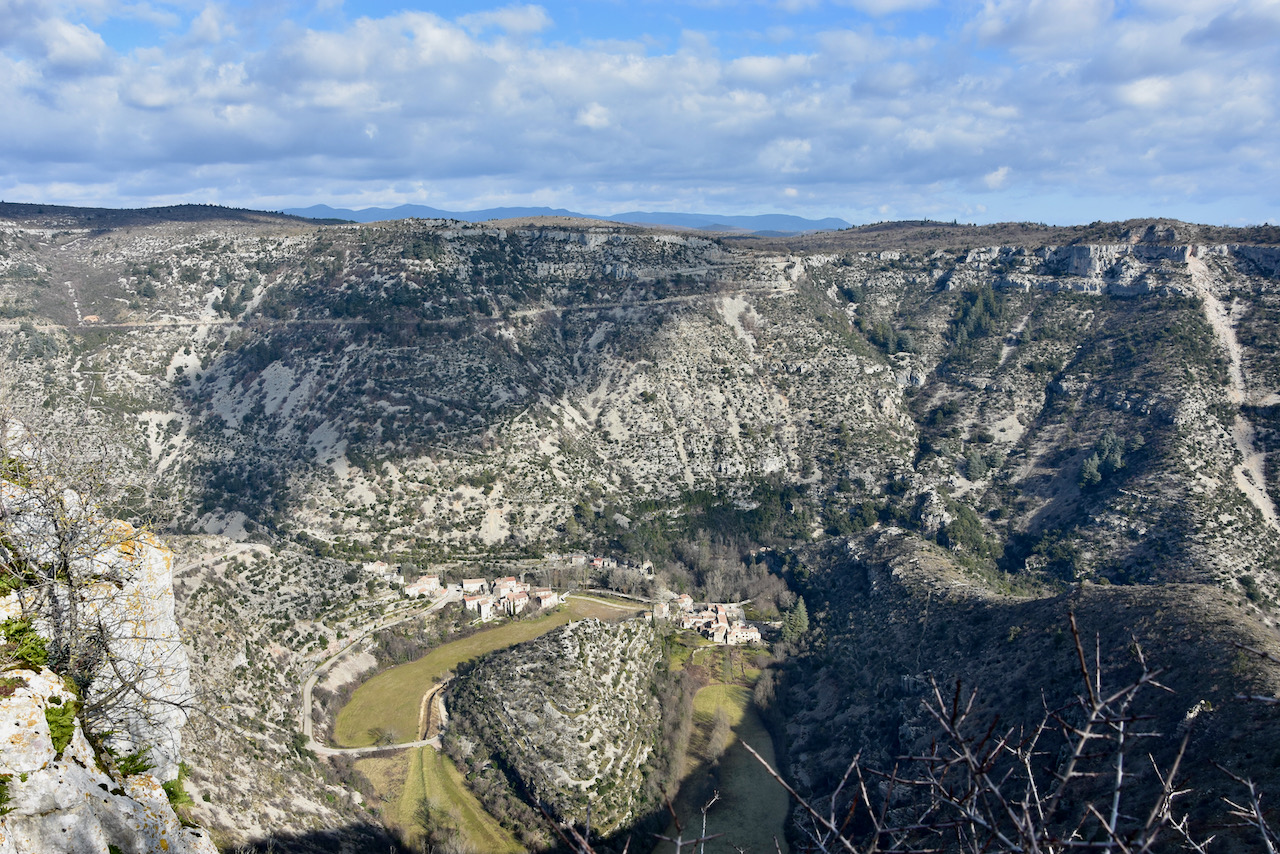 Le Chemin de SaintGuilhem Une itinérance pédestre grandiose