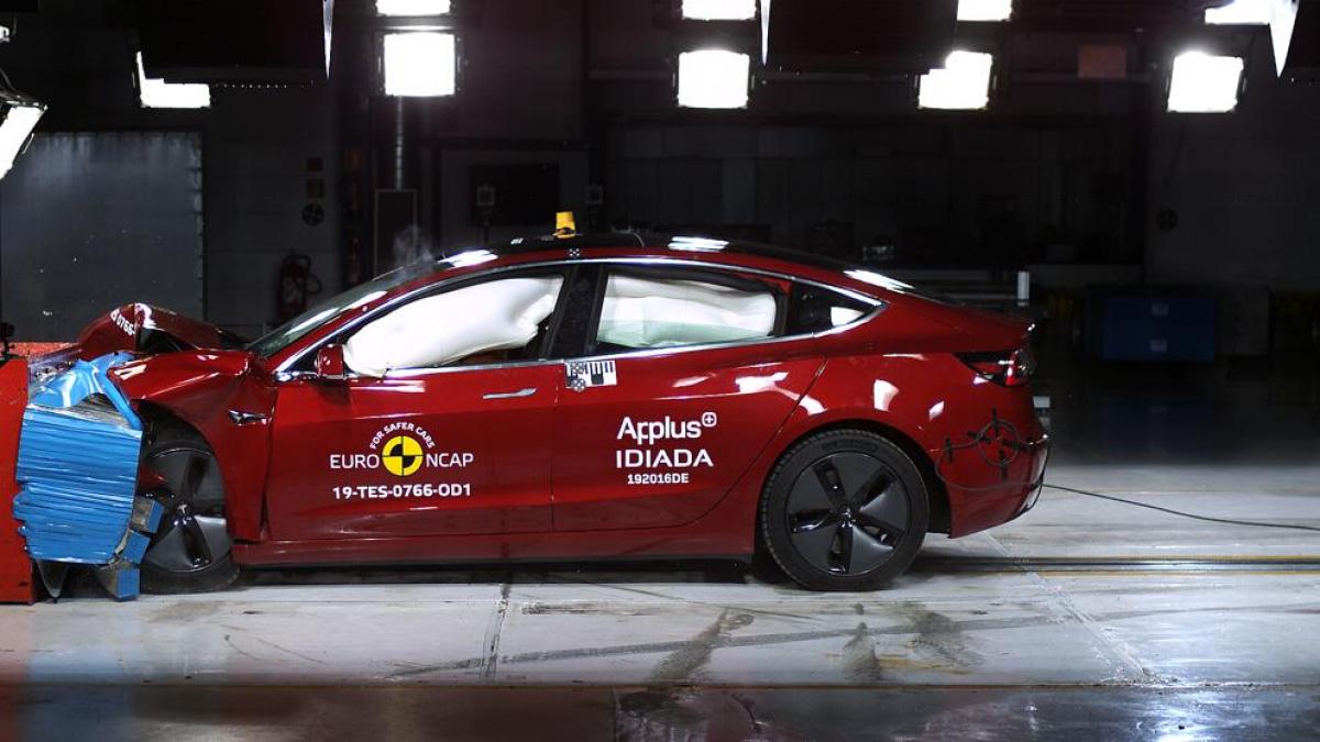 Tesla Model 3, el coche eléctrico más seguro del mundo