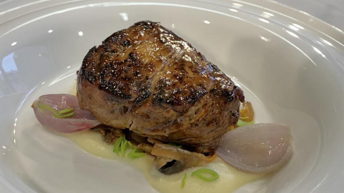 Recetón solomillo de ternera marinado con compota de manzana
