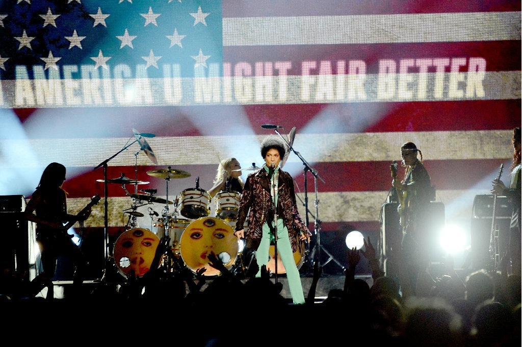 Muere Prince, el músico de la mente sucia y el armario interminable