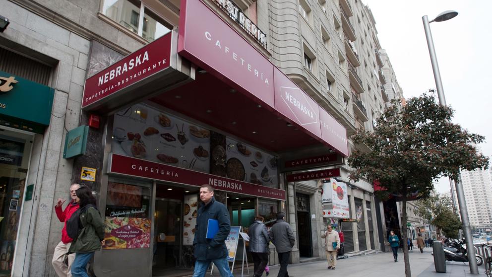 Madrid llora la desaparición de las cafeterías Nebraska