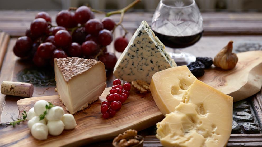 La tabla de quesos que necesitas para saber cuánto puedes comer al día
