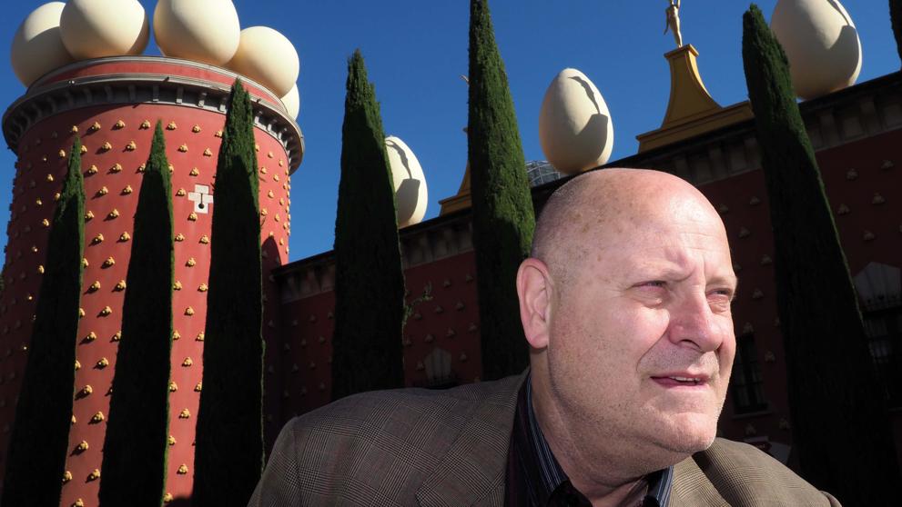 Narcís Bardalet el forense que embalsamó a Dalí y vio su exhumación