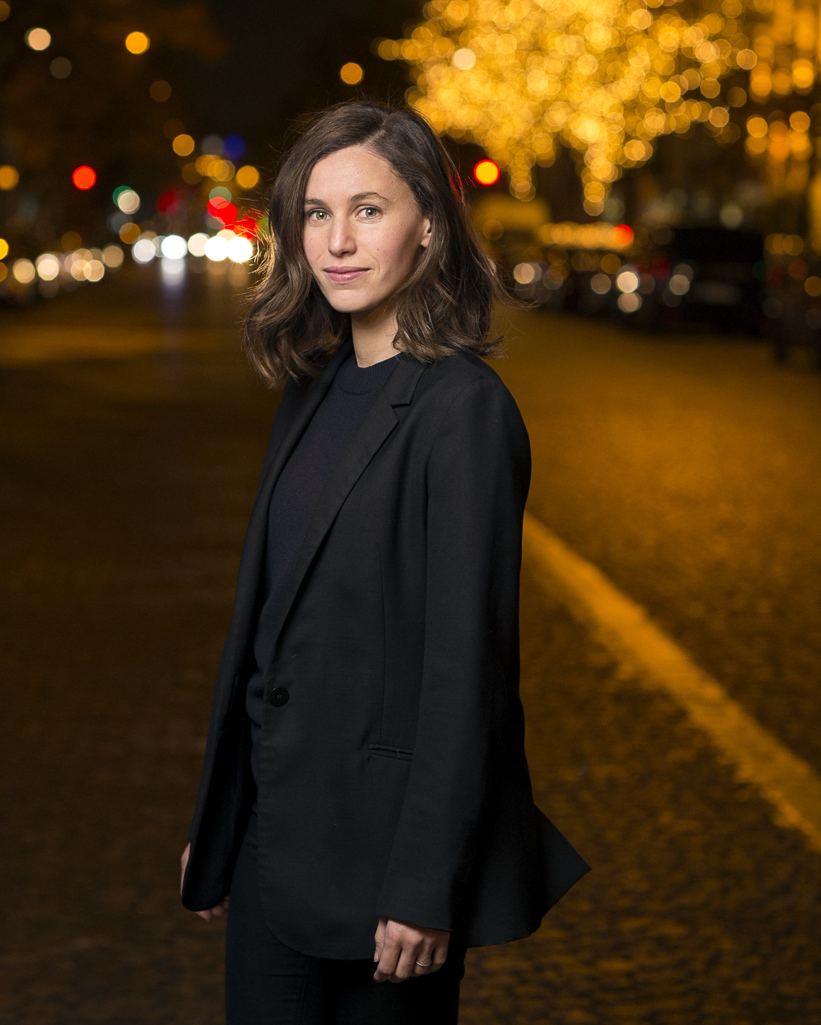 Kaouther Adimi "Tienes que matar al padre y a la madre si quieres