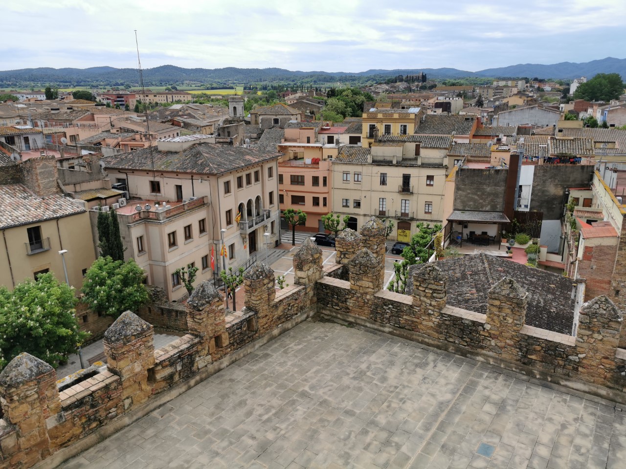 La fotografía toma el Castell de la Bisbal