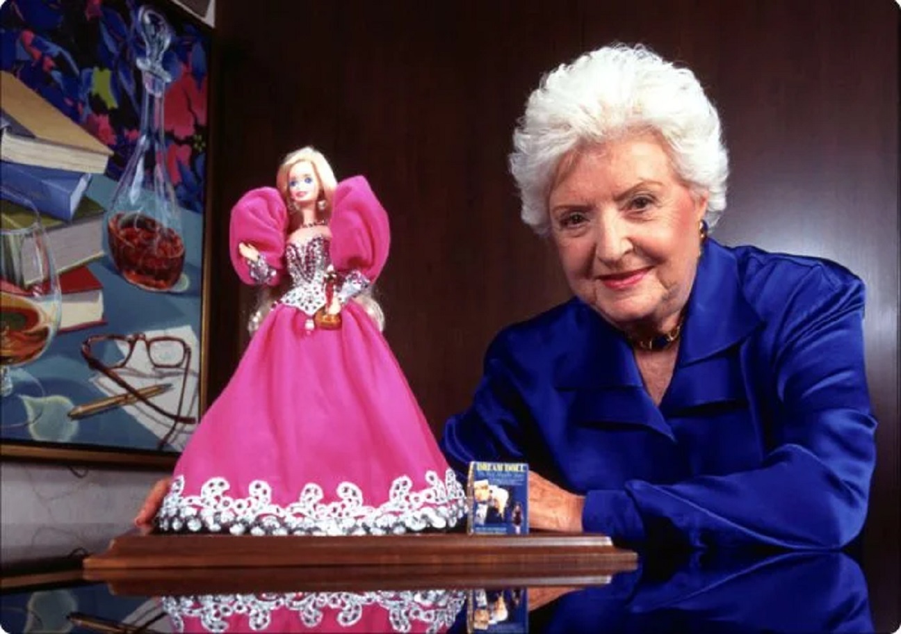 Así es la Barbie original Barbara Handler, la niña que inspiró y(024)