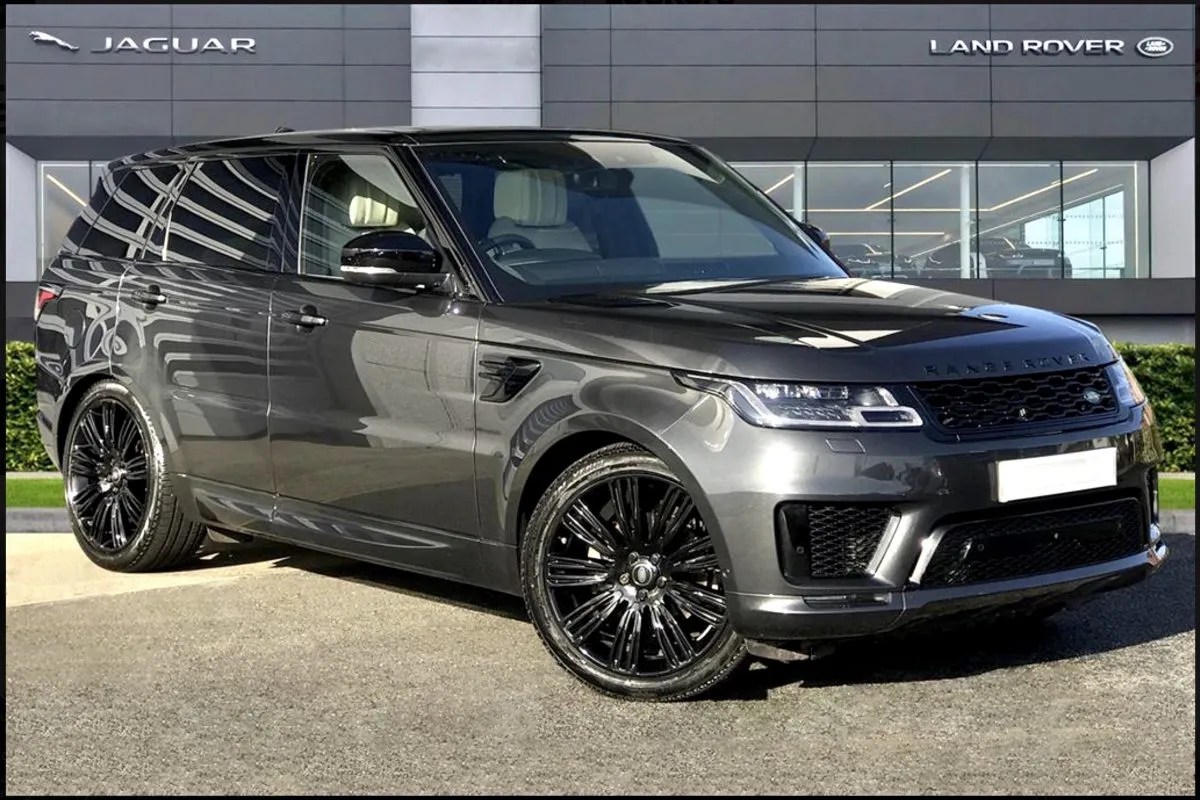 Range Rover Sport 3.0SDV6 Autobiography Dynamic • Lawrence Smith Cars