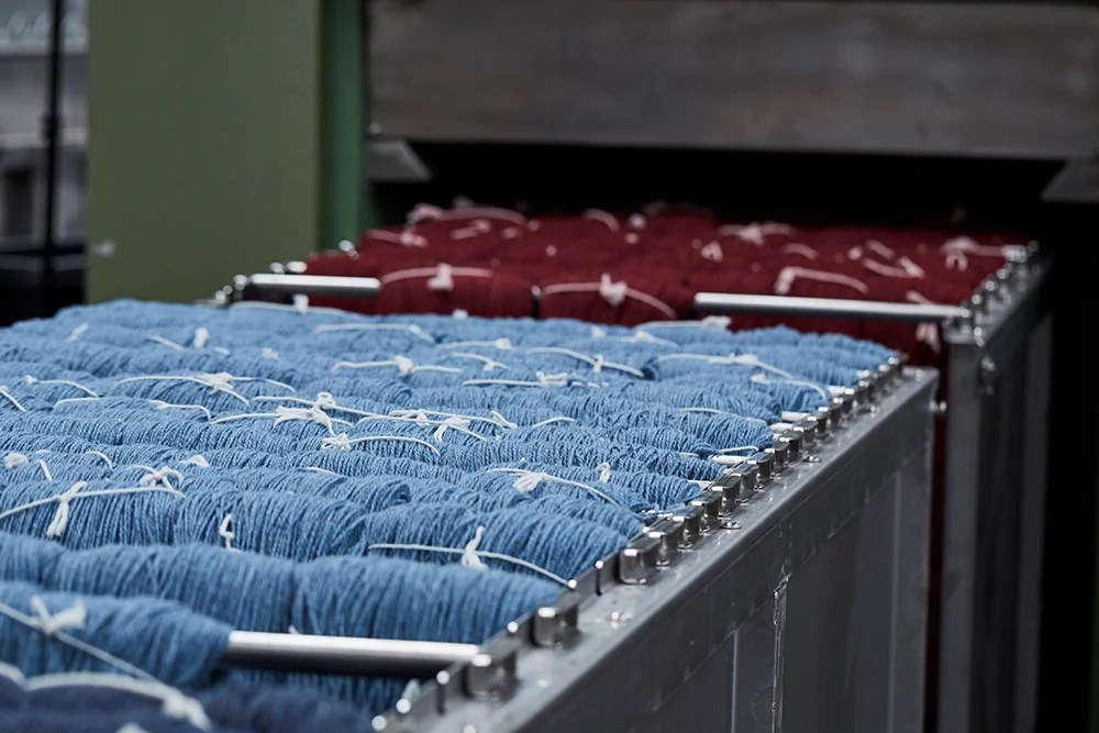 Manufacturers of Machine Knitting Yarns Laxtons