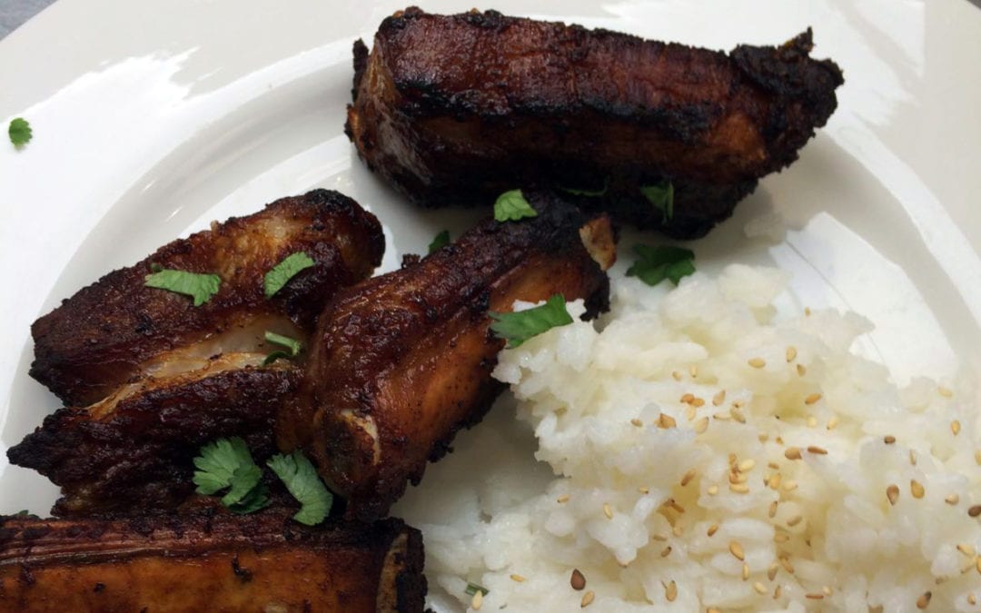 Receta tailandesa costillas de cerdo fritas al estilo thai