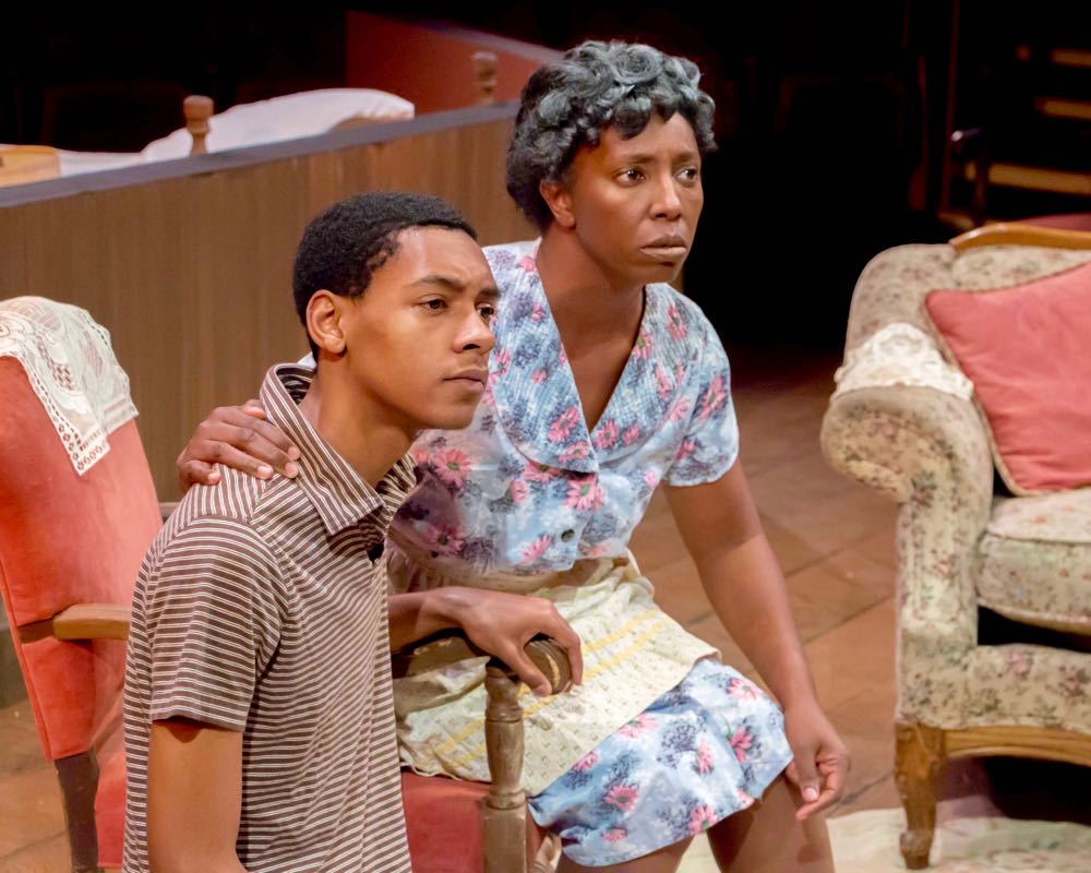 A RAISIN IN THE SUN Long Beach Playhouse