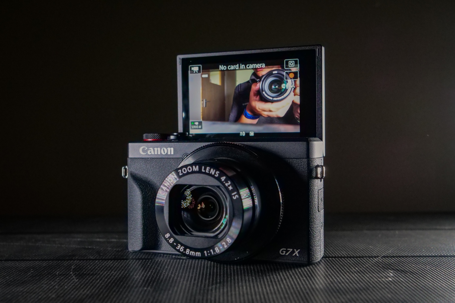 London Camera Exchange CANON POWERSHOT G7X III & G5X II FIRST LOOK