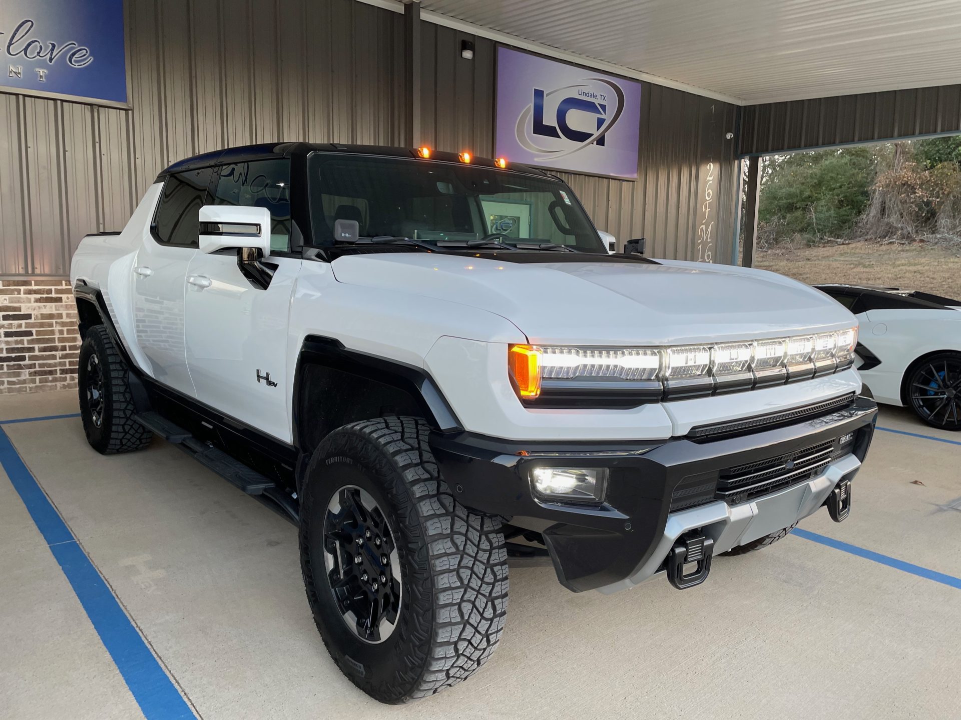 Lewis Capital Investments Used Car Dealership Lindale, TX