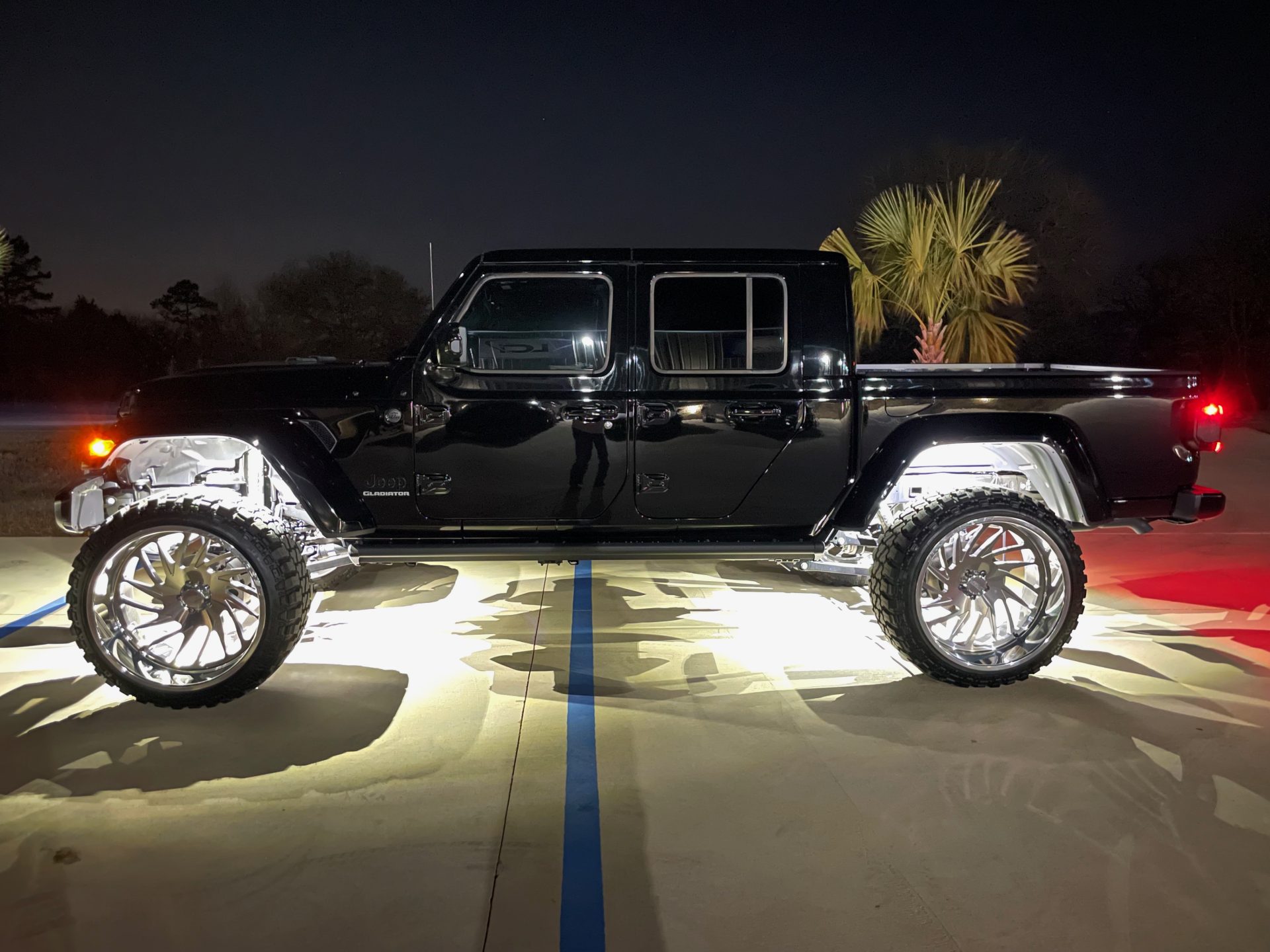 Lewis Capital Investments Used Car Dealership Lindale, TX