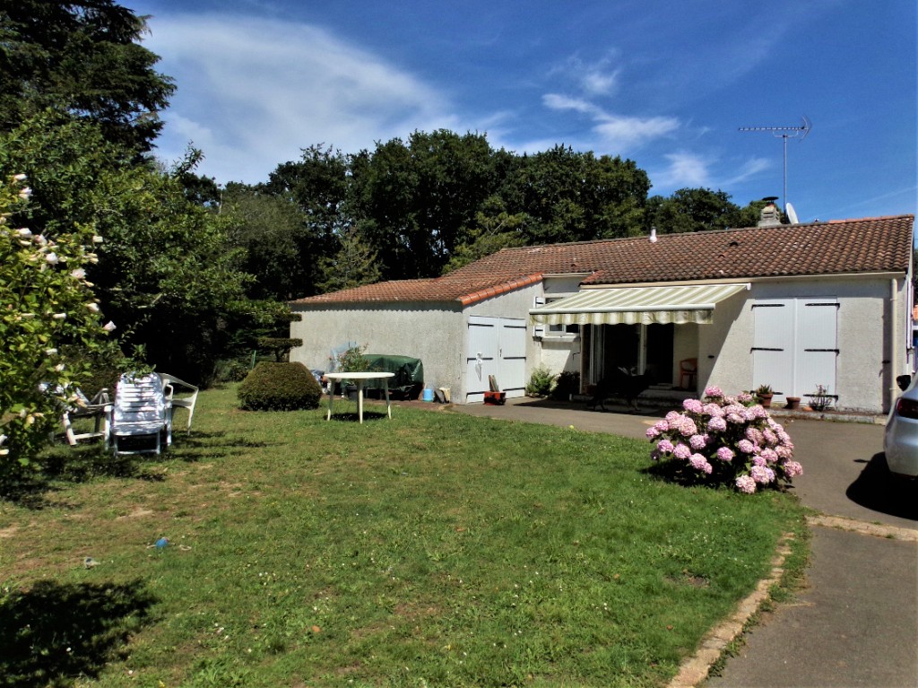 Vente Maison à SaintMichelChefChef 5 pièces 70m² 272 000€ sur Le