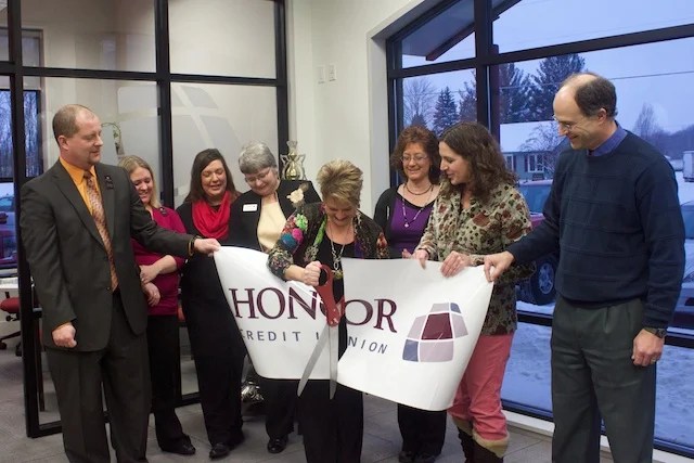 Honor Credit Union hosts grand reopening of Dowagiac branch Leader